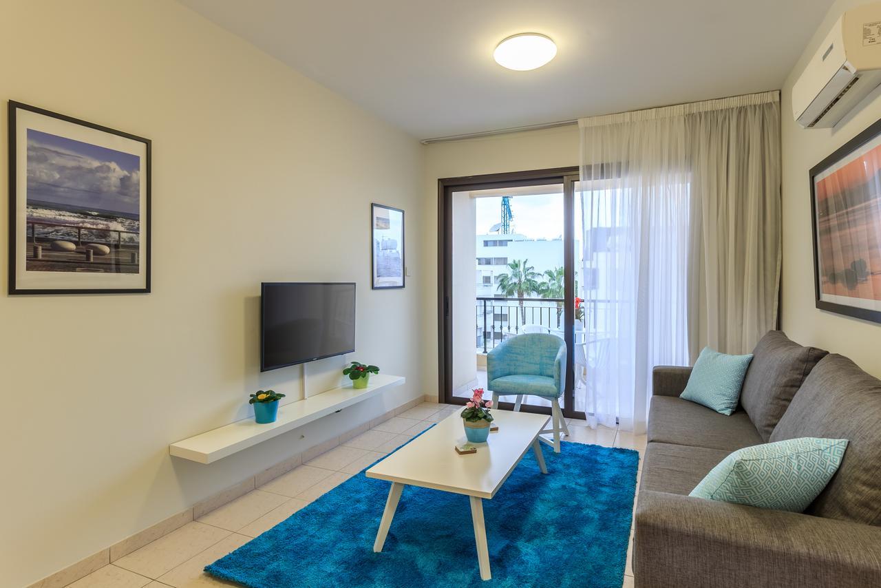 Soho City Apartments ラルナカ エクステリア 写真